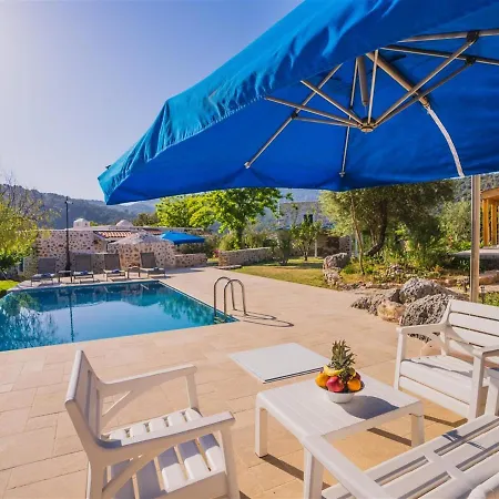 Kinali - Tradational Greek In Kayakoy Villa Fethiye